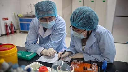 ভারতে  মাত্র ৬৮ টাকায় মিলবে করোনার ওষুধ, ‘সিপলেঞ্জা’ নিয়ে আসছে  দেশের বৃহত্তম ওষুধ  সংস্থা