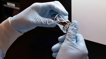 പ്രതിദിനം 5000ത്തിന് മുകളില് കൊവിഡ് രോഗികള്; രാജ്യത്ത് അവസ്ഥ വളരെ ഗുരുതരം