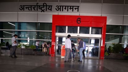 रेल के बाद हवाई सफर की तैयारी, 25 मई से शुरू होगी घरेलू उड़ानें; उड्डयन मंत्री बोले- बनेगी गाइडलाइन