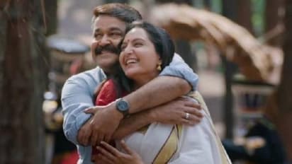 ലാലേട്ടന് പുഴപോലെയാണ്, ഞങ്ങളെ ആനന്ദിപ്പിച്ച് ഒഴുകിക്കൊണ്ടേയിരിക്കുക: മഞ്ജു വാര്യര്