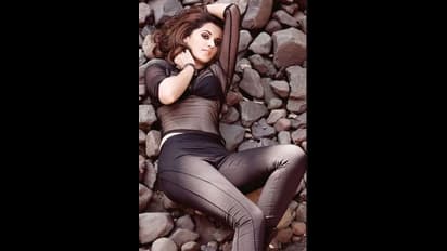 লকডাউনে কী মানসিক অবসাদের আঁচ পেলেন তাপসী, কী জানালেন বলিউড ডিভা