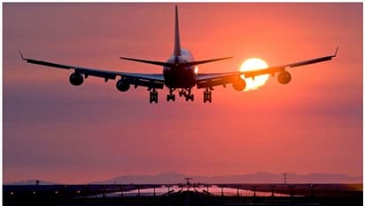 করোনা আবহে উড়ানের সংখ্য়া কমছে কলকাতায়, বিপুল ক্ষতির মুখে একাধিক বিমান সংস্থা