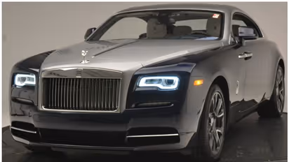 കൊവിഡ് ലോക്ക് ഡൗണിന്റെ പേരിൽ ബാങ്കിൽ നിന്ന് കോടികൾ കടമെടുത്ത ഹിപ്ഹോപ് താരം സ്വന്തമാക്കിയത് ഈ റോൾസ് റോയ്സ് കാർ