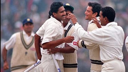 കുംബ്ലെയുടെ 10 വിക്കറ്റ് നേട്ടം തടയാന് വഖാര് ശ്രമിച്ചുവെന്ന് ആവര്ത്തിച്ച് വസീം അക്രം