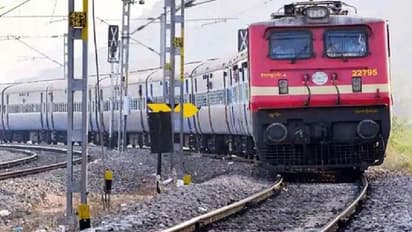 ಲಾಕ್ಡೌನ್ ಜಾರಿ: ಹೌರಾ ಎಕ್ಸ್ಪ್ರೆಸ್ ರೈಲು ರದ್ದು