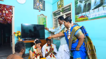 ಶಿವಮೊಗ್ಗದ ಶ್ರೀನಿವಾಸನಿಗೆ ಒಲಿದ ಸ್ಯಾಂಡಲ್‌ವುಡ್ ನಿರ್ದೇಶಕಿ ಸುಮನಾ