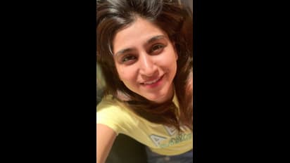 அசுர அழகில் அனைவரையும் வீழ்தும் வைஷ்ணவி... சூப்பர் புகைப்படங்கள் உள்ளே !