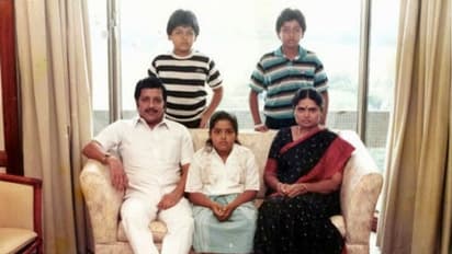 மழலை சிரிப்பில் மயக்கும் நடிகர் கார்த்தியின் இதுவரை பார்த்திராத கியூட் புகைப்படங்கள்! பர்த்டே ஸ்பெஷல் போட்டோஸ்