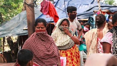 বয়ে গেল একের পর এক ভয়াল ঢেউ, আট ঘন্টা আমফানের সঙ্গে লড়ে জিতলেন বৃদ্ধা