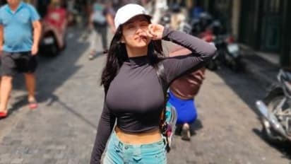 কে বলবে, চল্লিশ ছুঁই ছুঁই, মনামীর কাছে বয়স যেন সত্যি 'জাস্ট আ নাম্বার'