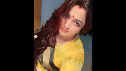 உடலை வில்லாய் வளைத்து ஒர்க்அவுட் செய்யும் குஷ்பு... தாறுமாறு வைரலாகும் போட்டோஸ்...!