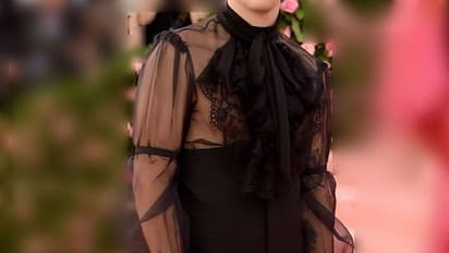 चाहत की इंतहा: गर्लफ्रेंड से मिलने लेडिस ड्रेस पहन निकला प्रेमी, पुलिस ने लव स्टोरी का किया 'दी एंड'