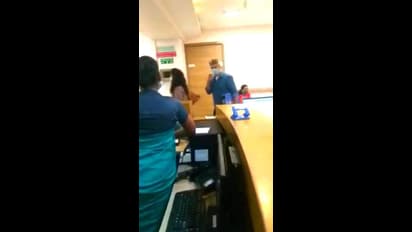 ಆಸ್ಪತ್ರೆಯಲ್ಲಿ ತಲಾ ಅಜಿತ್ ದಂಪತಿ; ವಿಡಿಯೋ ನೋಡಿ ಅಭಿಮಾನಿಗಳಲ್ಲಿ ಆತಂಕ!