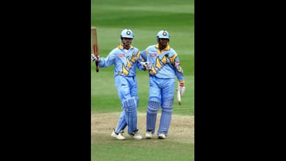 ടോന്റണില്‍ ഇന്ത്യന്‍ കൊടുങ്കാറ്റ്; ഗാംഗുലി- ദ്രാവിഡ് സഖ്യത്തിന്റെ റെക്കോഡ് കൂട്ടുകെട്ടിന് 21 വയസ്- ചിത്രങ്ങള്‍