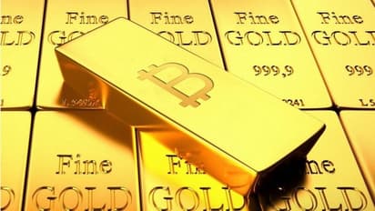 Gold Prices: రికార్డు బద్దలు కొట్టిన బంగారం ధరలు.. రూ.90 వేలు దాటిన గోల్డ్, త్వరలోనే రూ.లక్ష గ్యారెంటీ