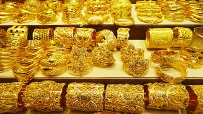 ಏರುತ್ತಲೇ ಇದ್ದ ಚಿನ್ನಕ್ಕೆ ಬ್ರೇಕ್, ಇಳಿಕೆ ಹಾದಿಗೆ ಮರಳಿದ ಬಂಗಾರ, ಏನ್ ರೇಟು?