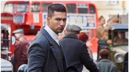 দৃশ্যের শ্যুট চালকালীন গাল কেটে রক্ত, অভিনয় থামালেন না ভিকি কৌশল