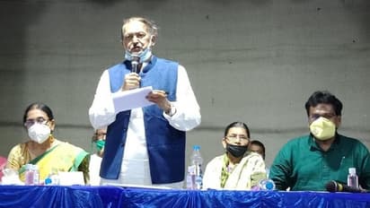 আমফান সমস্যা নয়, পশ্চিম মেদিনীপুরে মন্ত্রীর মাথাব্যাথা পরিযায়ী শ্রমিক