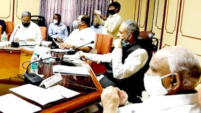 ಶಾಸಕರ ಪಕ್ಷಾಂತರಕ್ಕೆ ಕೊನೆ ಮೊಳೆ? ಪರಿಚ್ಛೇದ10 ತಿದ್ದುಪಡಿ ಸಭೆಯಲ್ಲಿ ಸಿದ್ದು ಅಭಿಪ್ರಾಯ