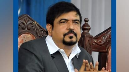 'তৃণমূলের প্রতীক ছাড়া দাঁড়িয়ে কী হয়েছিল সবাই দেখেছে', সুজিতের নিশানায় সব্যসাচী