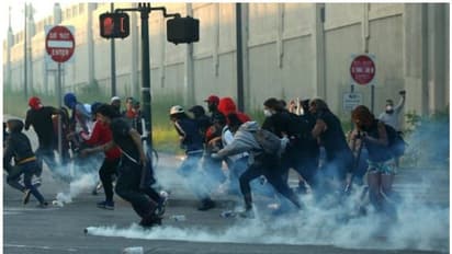 ജോർജ് ഫ്ലോയ്ഡിന്റെ കൊലപാതകം; അമേരിക്കയില് നിരോധനാജ്ഞ ലംഘിച്ച് തെരുവില് പ്രതിഷേധം