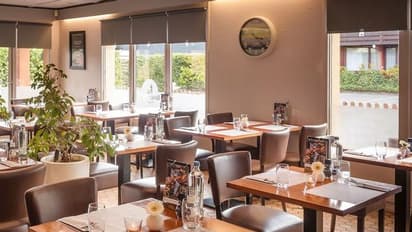 హోటళ్లు, రెస్టారెంట్లకు ఏపీ సర్కార్ గ్రీన్ సిగ్నల్.... సోమవారం నుంచి ఆన్లైన్ బుకింగ్స్