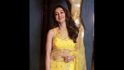 মিমির দীপাবলি ভরল আবেগে, জলপাইগুড়ির বাড়ি নিজে হাতে সাজিয়ে তোলেন সাংসদ-অভিনেত্রী