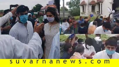 ಚಿರಂಜೀವಿ ಕುಟುಂಬದ ಮೇಲೆ ಜೇನು ದಾಳಿ; ಫೋಟೋ ವೈರಲ್ ?