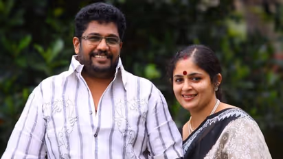 'വളച്ചൊടിക്കപ്പെട്ട പലതിനും മുന്നില്‍ അവള്‍ തളര്‍ന്നേക്കാം'; വിവാഹ വാര്‍ഷികത്തിന് ആനിയെക്കുറിച്ച് ഷാജി കൈലാസ്