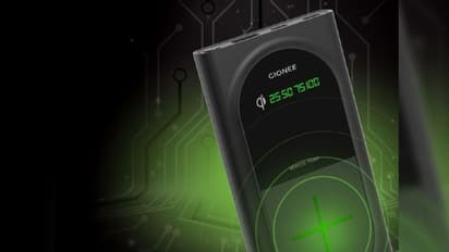 জলের দামে দুর্দান্ত ফিচার, ১০০০০ এমএএইচ এর ওয়্যারলেস পাওয়ার ব্যাঙ্ক আনল জিওনি