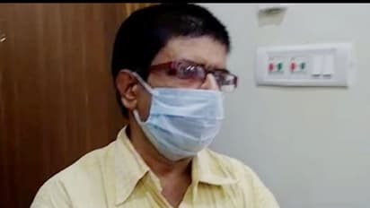 অনলাইন ক্লাসের জন্য বেতন চেয়ে হুঁশিয়ারি, বিপাকে সরকারি স্কুলের শিক্ষক