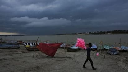 നിസർഗ ചുഴലിക്കാറ്റ്: മഹാരാഷ്ട്രയിലും ഗുജറാത്തിലും ദേശീയ ദുരന്ത നിവാരണ സേനയുടെ 21 സംഘത്തെ വിന്യസിക്കും