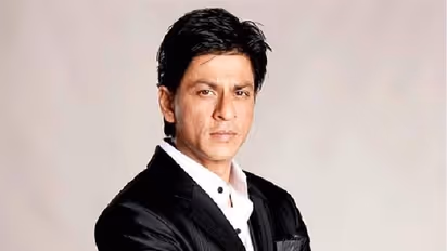 শাহরুখের বিদেশের বাংলোতে থাকতে পারবেন আপনিও, একরাত থাকতে গেলে দিতে হবে প্রায় ২ লাখ