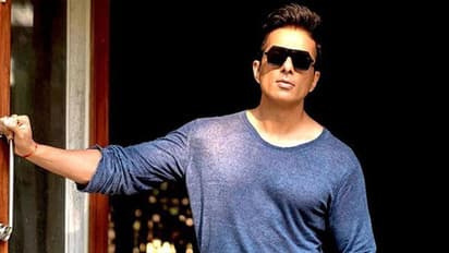 ವಿಶೇಷ ವಿಮಾನ ಮೂಲಕ 170 ವಲಸೆ ಕಾರ್ಮಿಕರನ್ನು ಊರಿಗೆ ಕಳುಹಿಸಿದ ಸೋನು ಸೂದ್