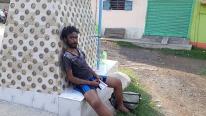 করোনার আতঙ্ক কাড়ল প্রাণ, গ্রামে ঢুকতে না পেরে বেঘোরে মৃত্যু পরিযায়ী শ্রমিকের