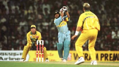 শারজায় সচিনের মরু ঝড় দেখতে স্কুল পালিয়েছিলেন এক বর্তমান ক্রিকেট তারকা