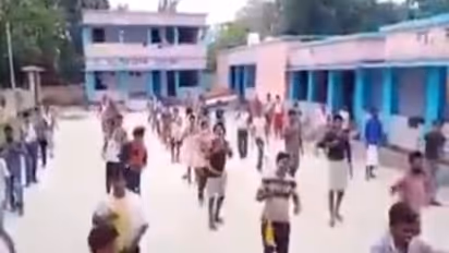 'കൊവിഡാന്‍സ്'; വൈറലായി ക്വറന്റൈന്‍ കേന്ദ്രത്തിലെ പാട്ടും ഡാന്‍സും...