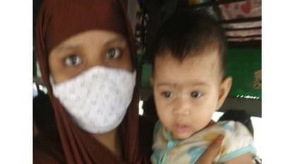 2 दिन से भूखी बच्ची को पानी में बिस्किट मिलाकर खिला रही थी मां, तभी RPF जवान मसीहा बनकर पहुंचा