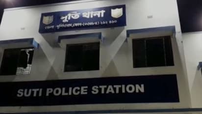 সম্পত্তি নিয়ে বিবাদেই কি খুন, বাড়ি থেকে উদ্ধার যুবকের নলিকাটা দেহ