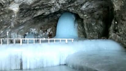 बाबा बर्फानी की पहली तस्वीर आई सामने, 23 जून से शुरू होनी थी अमरनाथ यात्रा