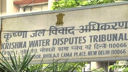 విశాఖకు కృష్ణా నదీ బోర్డు కార్యాలయం తరలింపు: జగన్కి షాకిచ్చిన కేసీఆర్