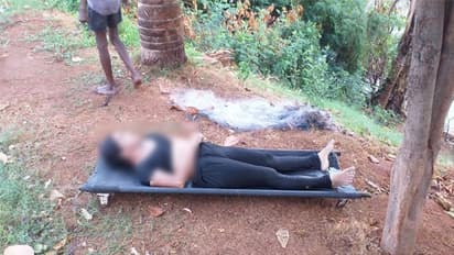 ఇద్దరు పిల్లలతో కలిసి ఆత్మహత్యాయత్నం... తల్లి మృతి, చిన్నారులు సేఫ్