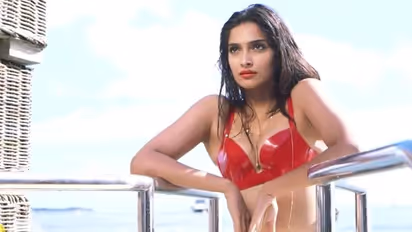 ಸಾವಿಗೆ ಗೆಳತಿಯರ ದೂರುವವರಿಗೆ 'ಆ' ಪದ ಬಳಸಿ ಝಾಡಿಸಿದ ಸೋನಂ!