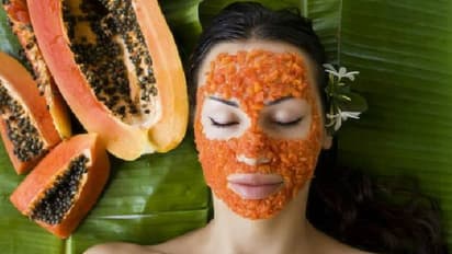 മുഖത്തെ ചുളിവുകൾ അകറ്റാൻ പപ്പായ കൊണ്ടുള്ള രണ്ട് തരം ഫേസ് പാക്കുകൾ