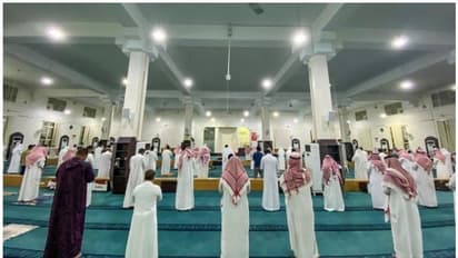 കൊവിഡ് മുന്‍കരുതലുകളോടെ സൗദിയിലെ പള്ളികളില്‍ ഇന്ന് ജുമുഅ പുനരാരംഭിക്കും