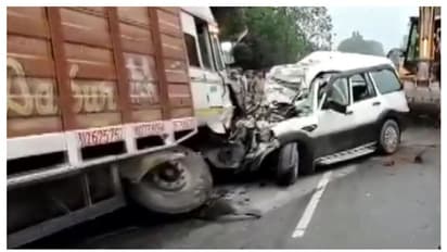 ফের ভয়াবহ দুর্ঘটনা যোগী রাজ্যে, ট্রাকের ধাক্কায় মৃত্যু ২ শিশু সহ একই পরিবারের ৯ সদস্যের
