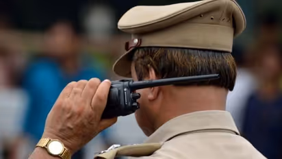 ആലപ്പുഴയില് പരോളിലിറങ്ങിയ പ്രതിയെ മക്കള് വെട്ടിപരിക്കേല്പ്പിച്ചു