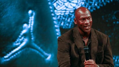 Richest Sports Personality: ये हैं दुनिया की 30 सबसे अमीर स्पोर्ट्स पर्सनैलिटी, विराट कोहली सबसे अमीर क्रिकेटर