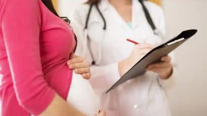 সাবধান! সন্তান ধারণে বাধা হয়ে দাঁড়াতে পারে যোনিতে ছত্রাকের সংক্রমণ, জানুন প্রতিকারের উপায় 