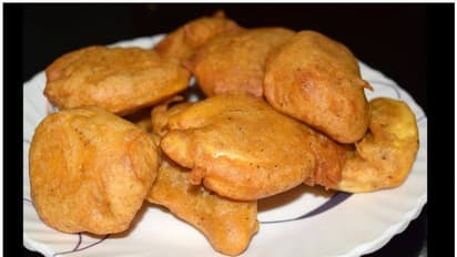 ചൂട് ചായോടൊപ്പം കിടിലൻ 'ചക്ക ബജി' കഴിച്ചാലോ...